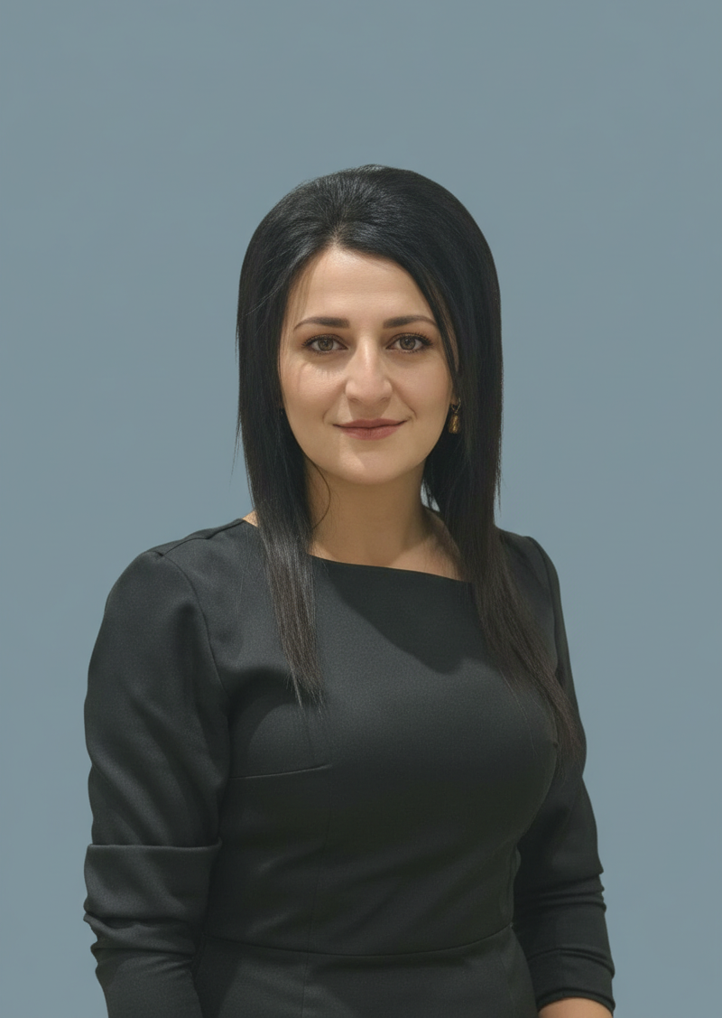 optimized teacher web headshot